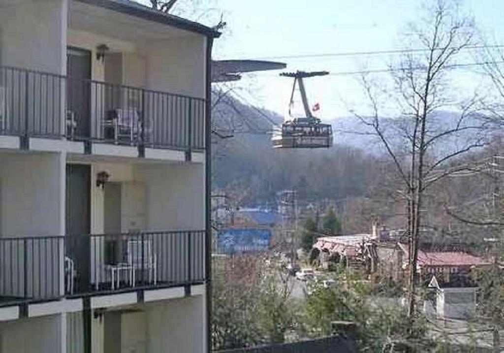 Downtown Gatlinburg Apartment Exterior photo