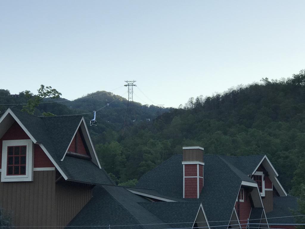Downtown Gatlinburg Apartment Exterior photo